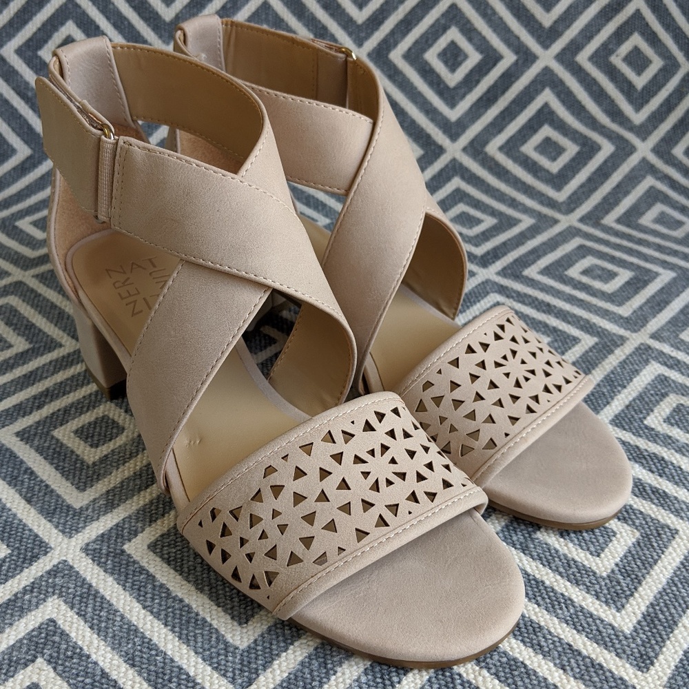 NWOT Naturalizer Adaline 2 Soft Marble Sandals